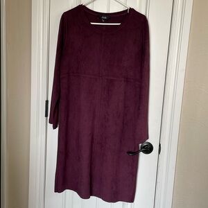Joh “suede” wine colored dress, size large. 92% polyester, 8% spandex